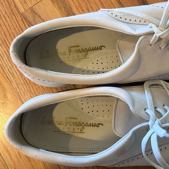 Salvador Ferragamo woman’s shoes - Picture 3 of 4